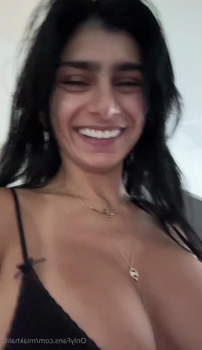 Mia Khalifa Album 