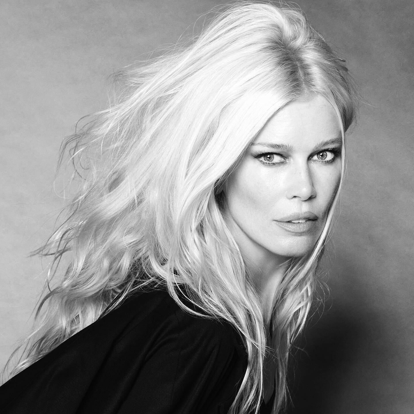 CLAUDIA Schiffer Wank Collection vol.