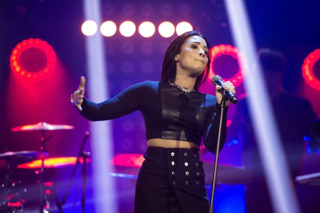 Demi Lovato – Talk Show at Senkveld in Norway,