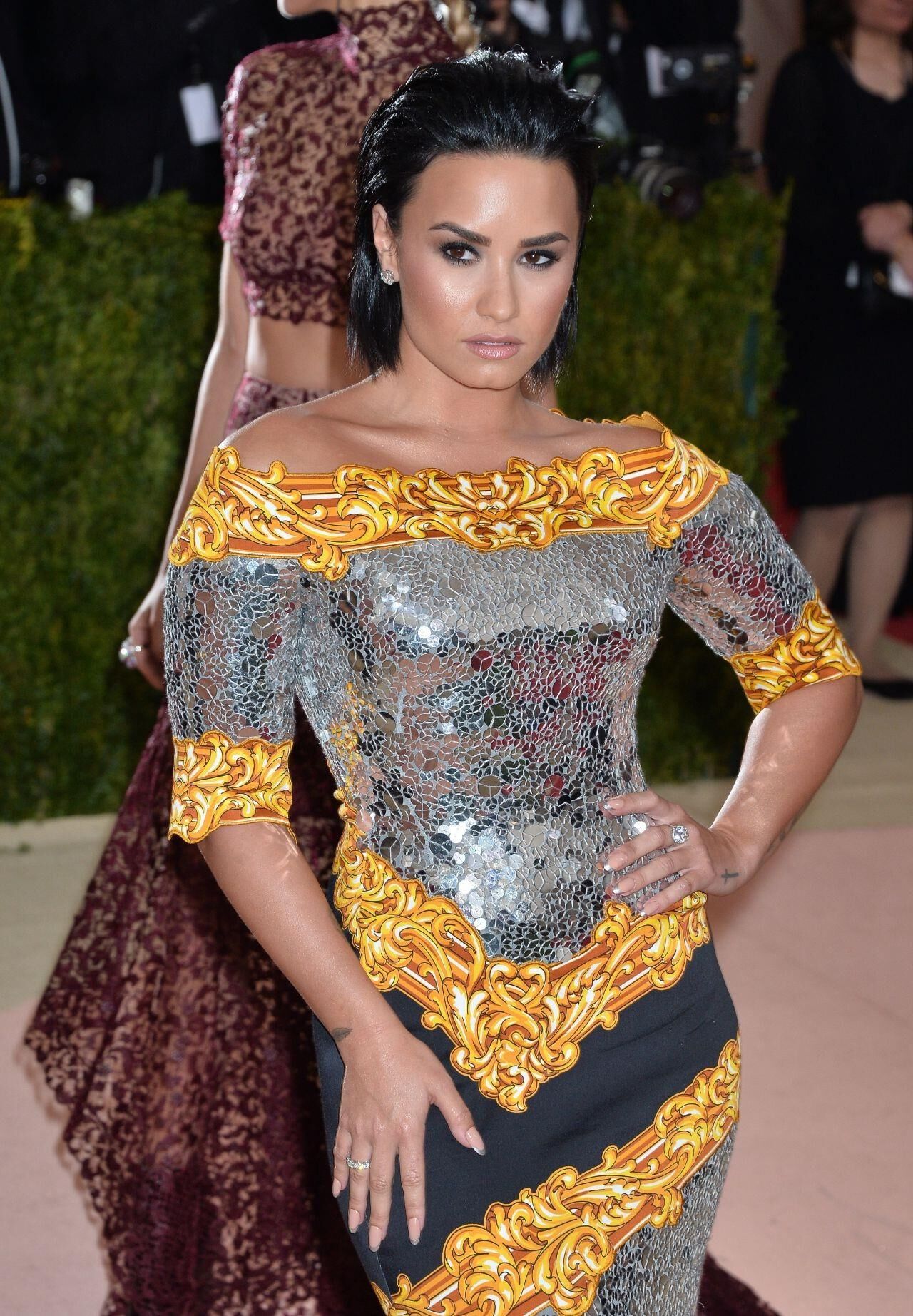 Demi Lovato –prep/ Met Costume Institute Gala 