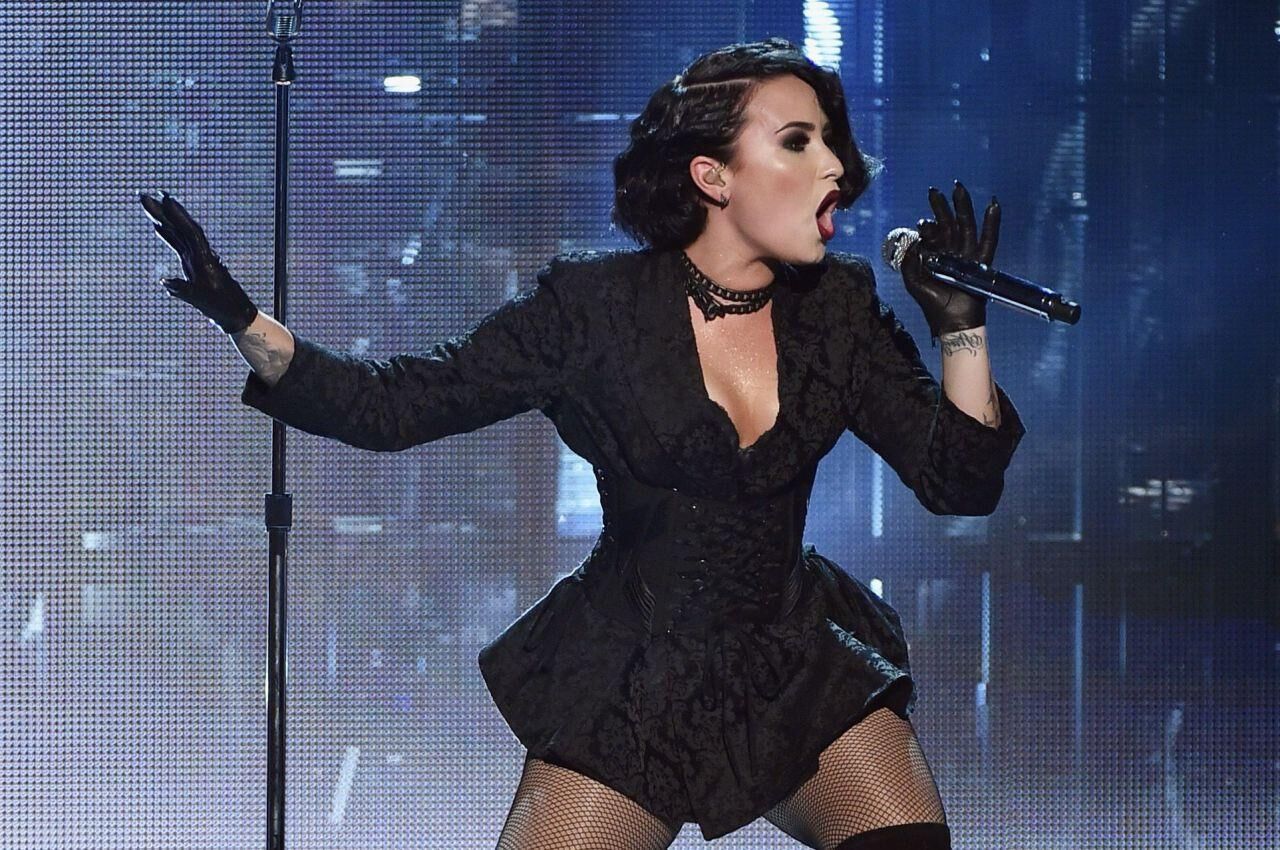 Demi Lovato Performs at American Music Awards