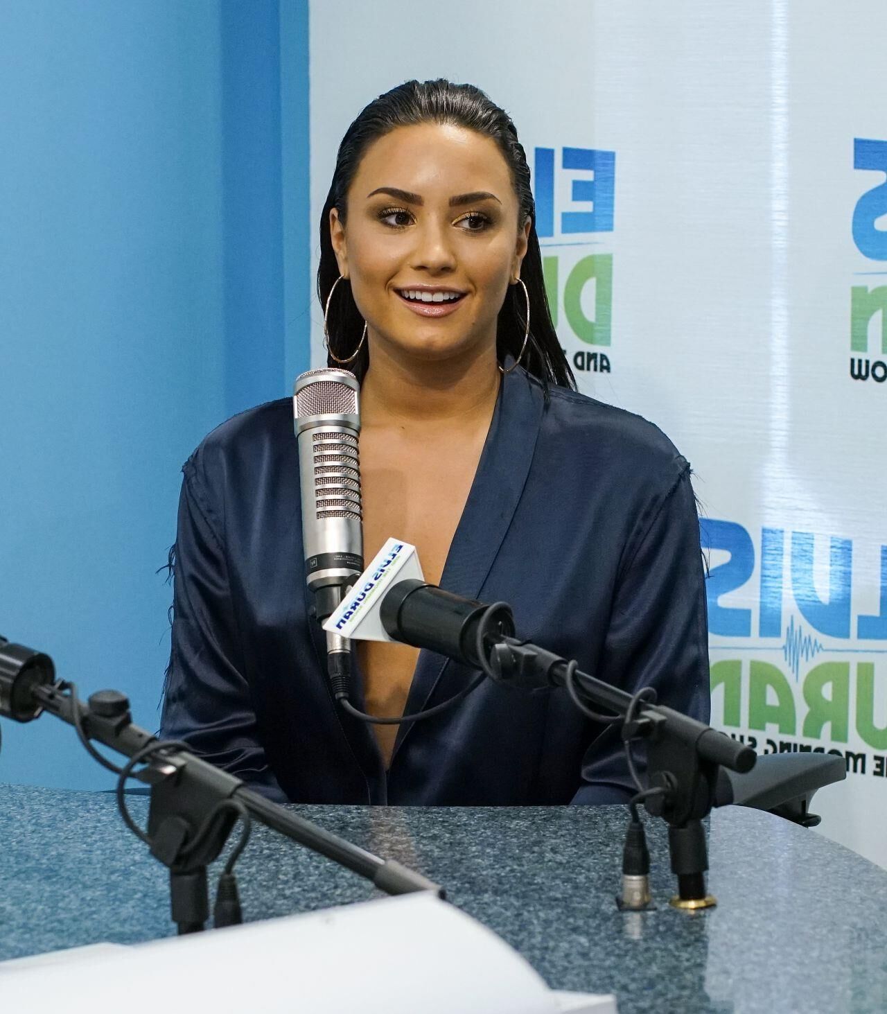 Demi Lovato – Elvis Duran Z Morning Show