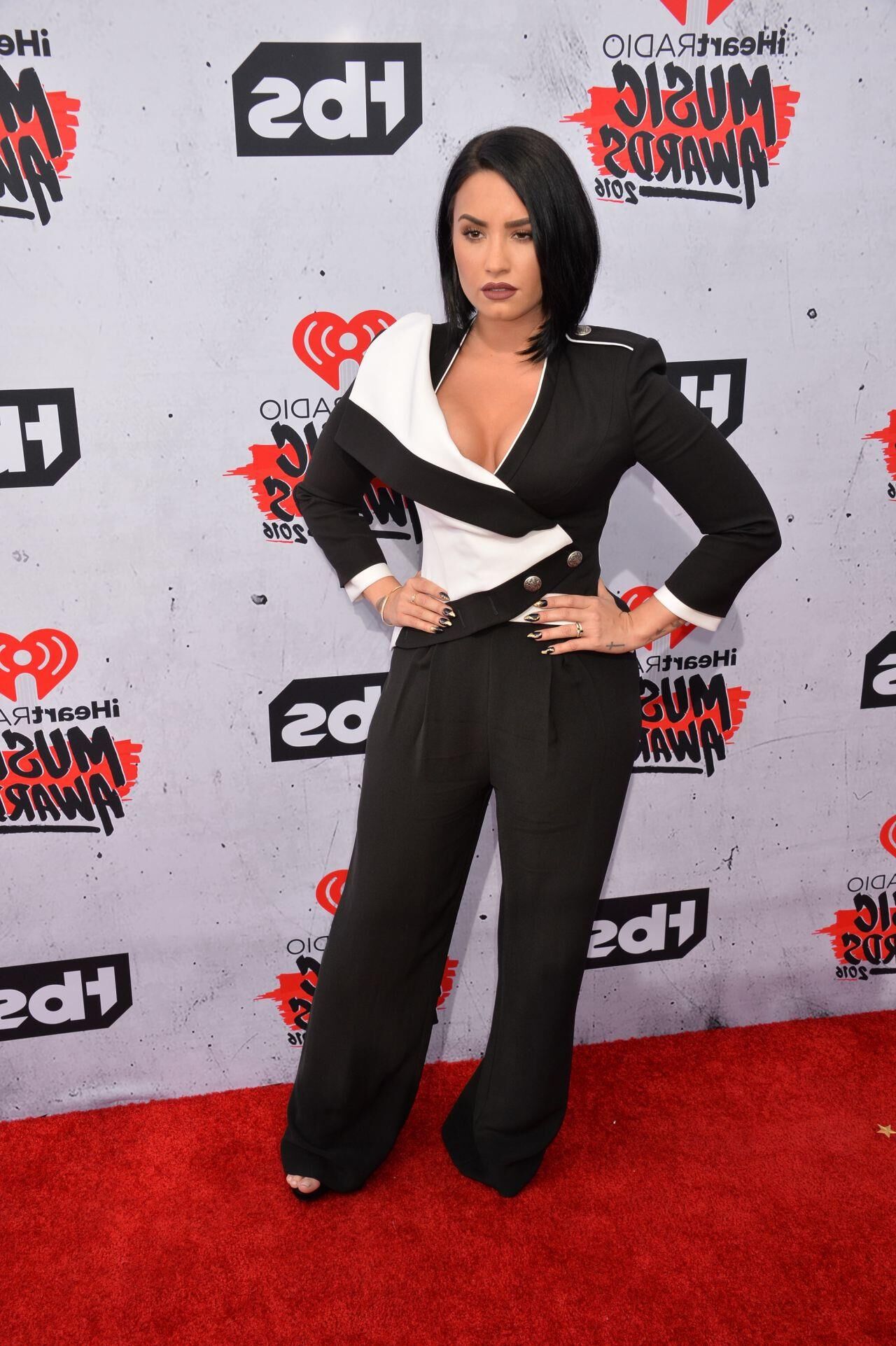 Demi Lovato – iHeartRadio Music Awards 