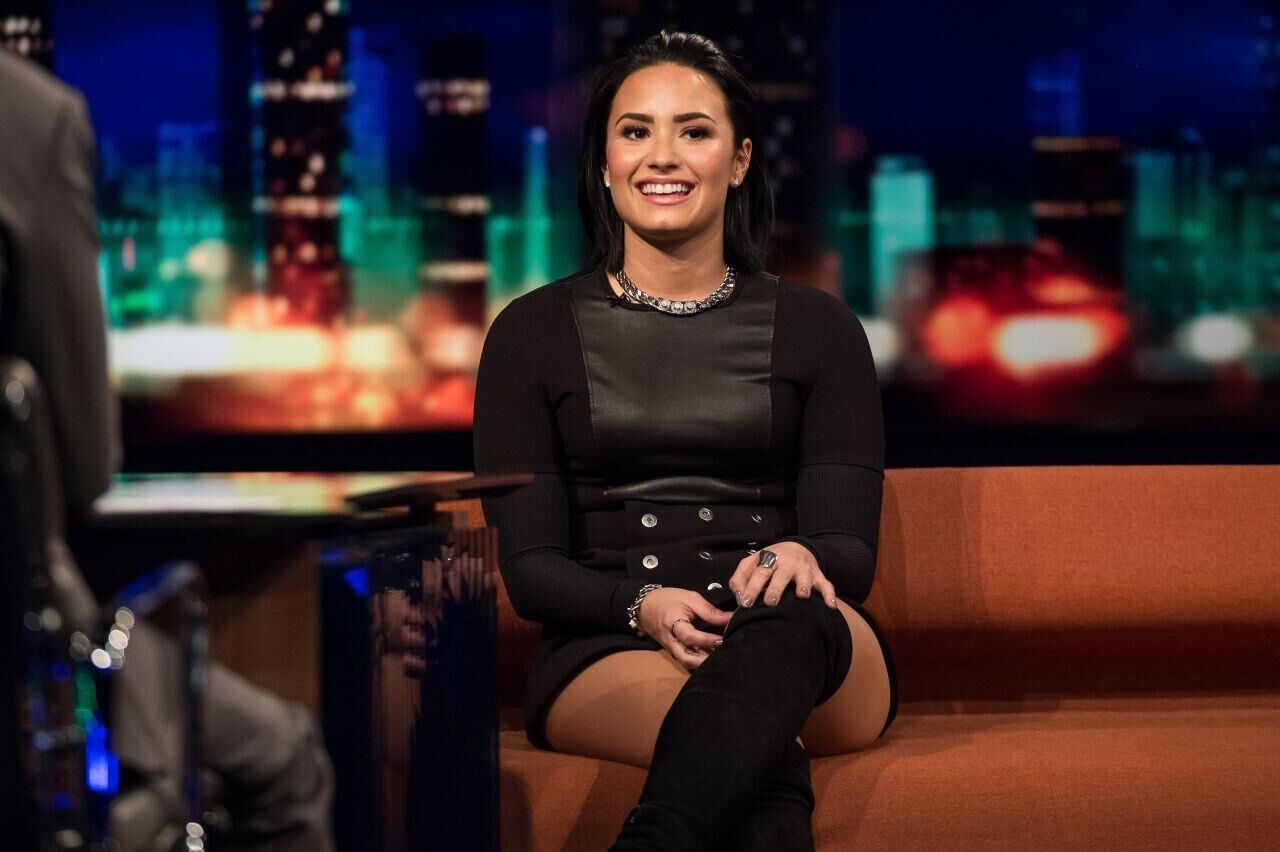 Demi Lovato – Talk Show at Senkveld in Norway,