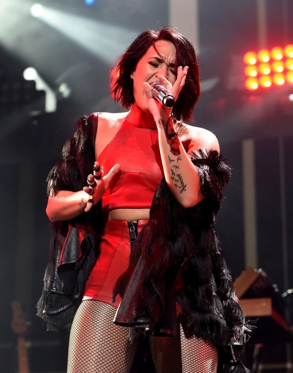 Demi Lovato se produit à Jingle Ball