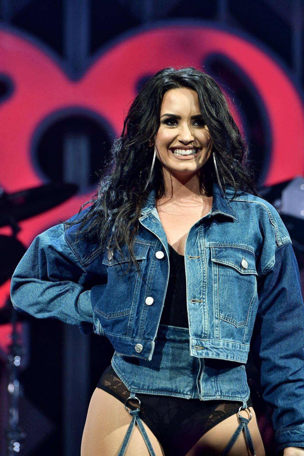 Demi Lovato – Y Jingle Ball 