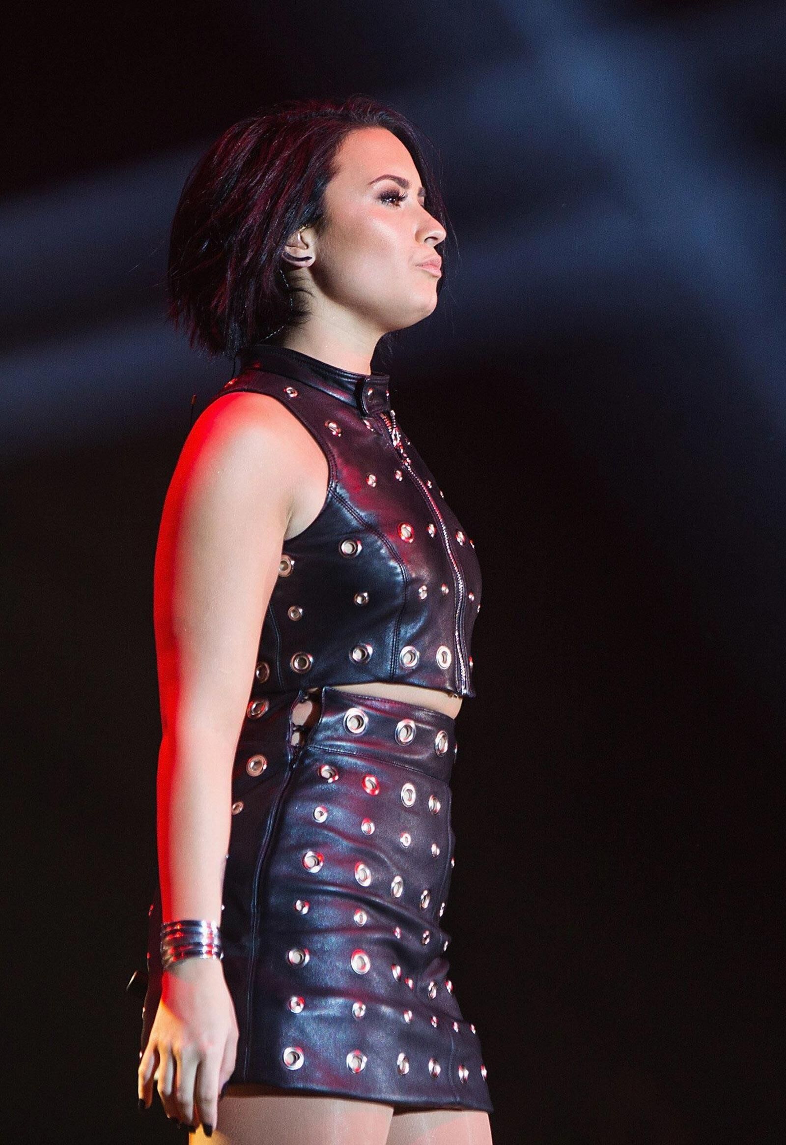 Demi Lovato – . Kiss FM’s Fall Ball in Seattle