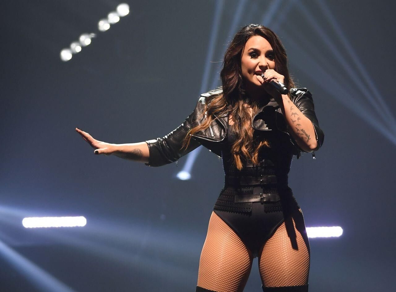 Demi Lovato – Performing in San Jose