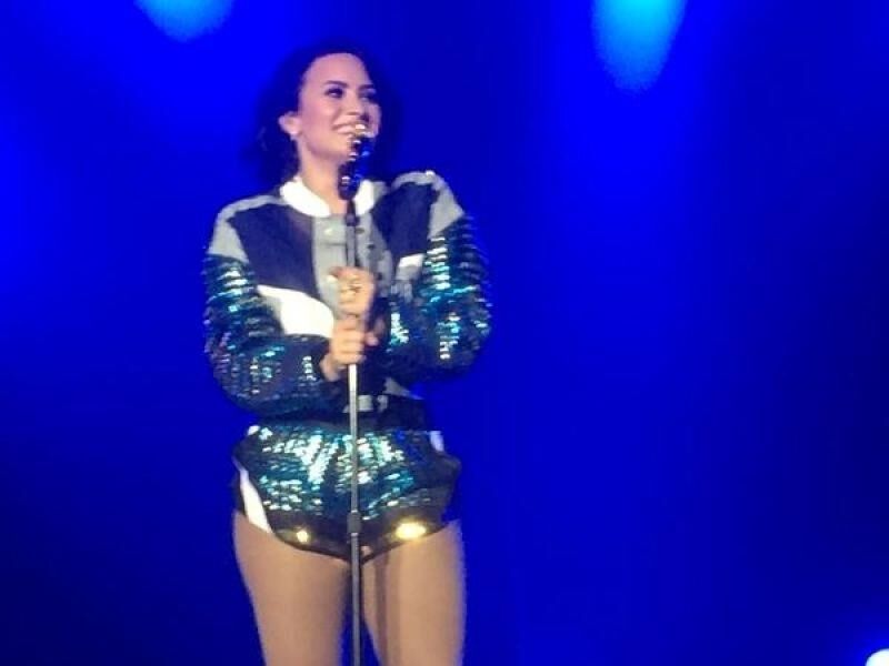 Demi Lovato Perth & Sydney perform