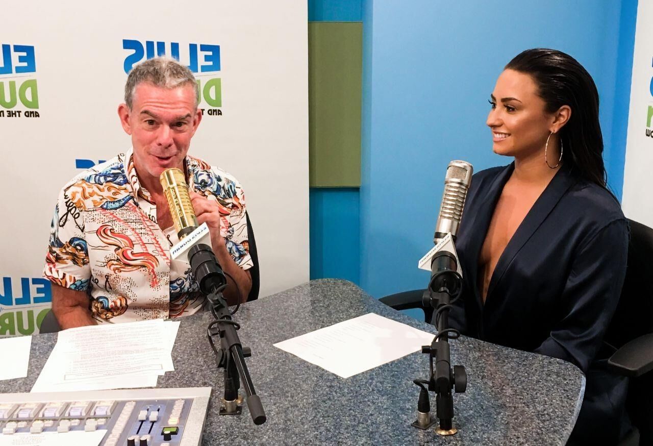 Demi Lovato – Elvis Duran Z Morning Show