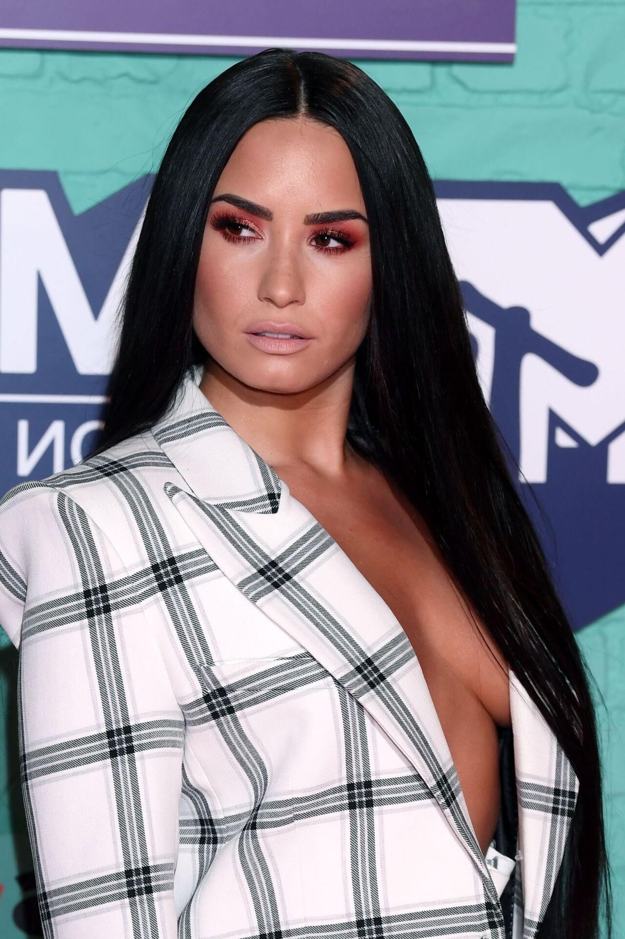 Demi Lovato – MTV Europe Music Awards