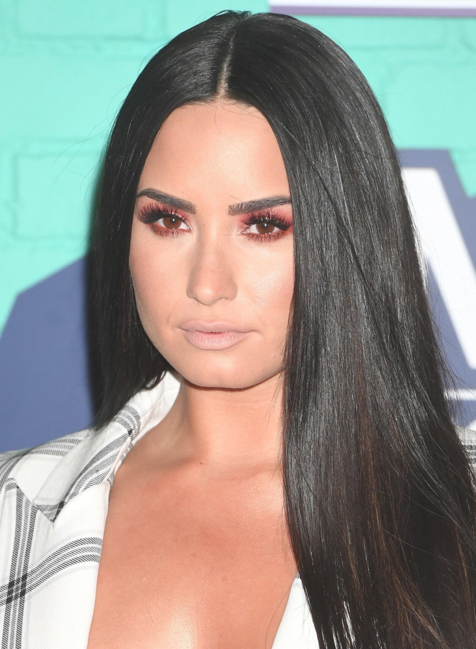 Demi Lovato – MTV Europe Music Awards