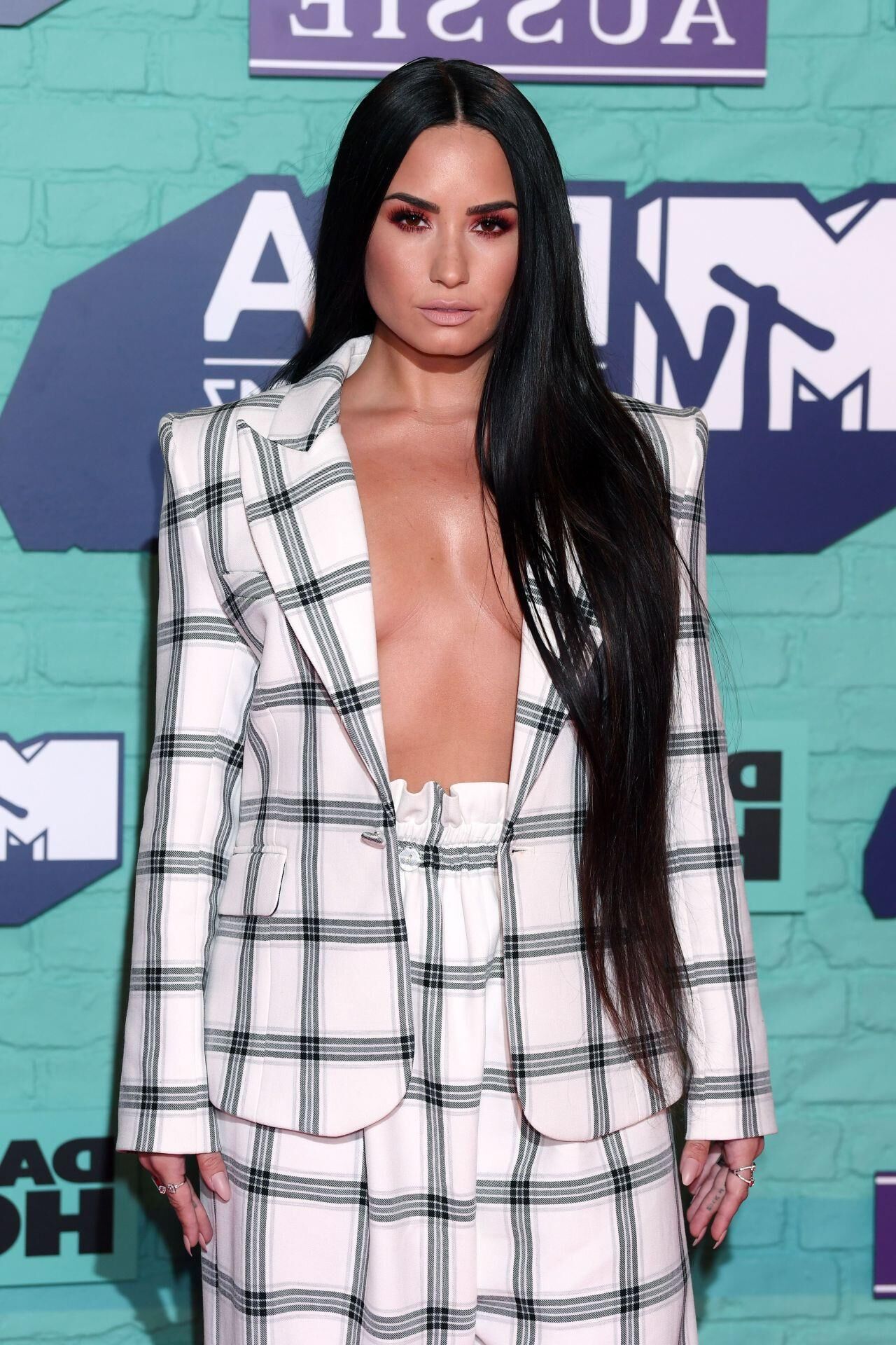 Demi Lovato – MTV Europe Music Awards