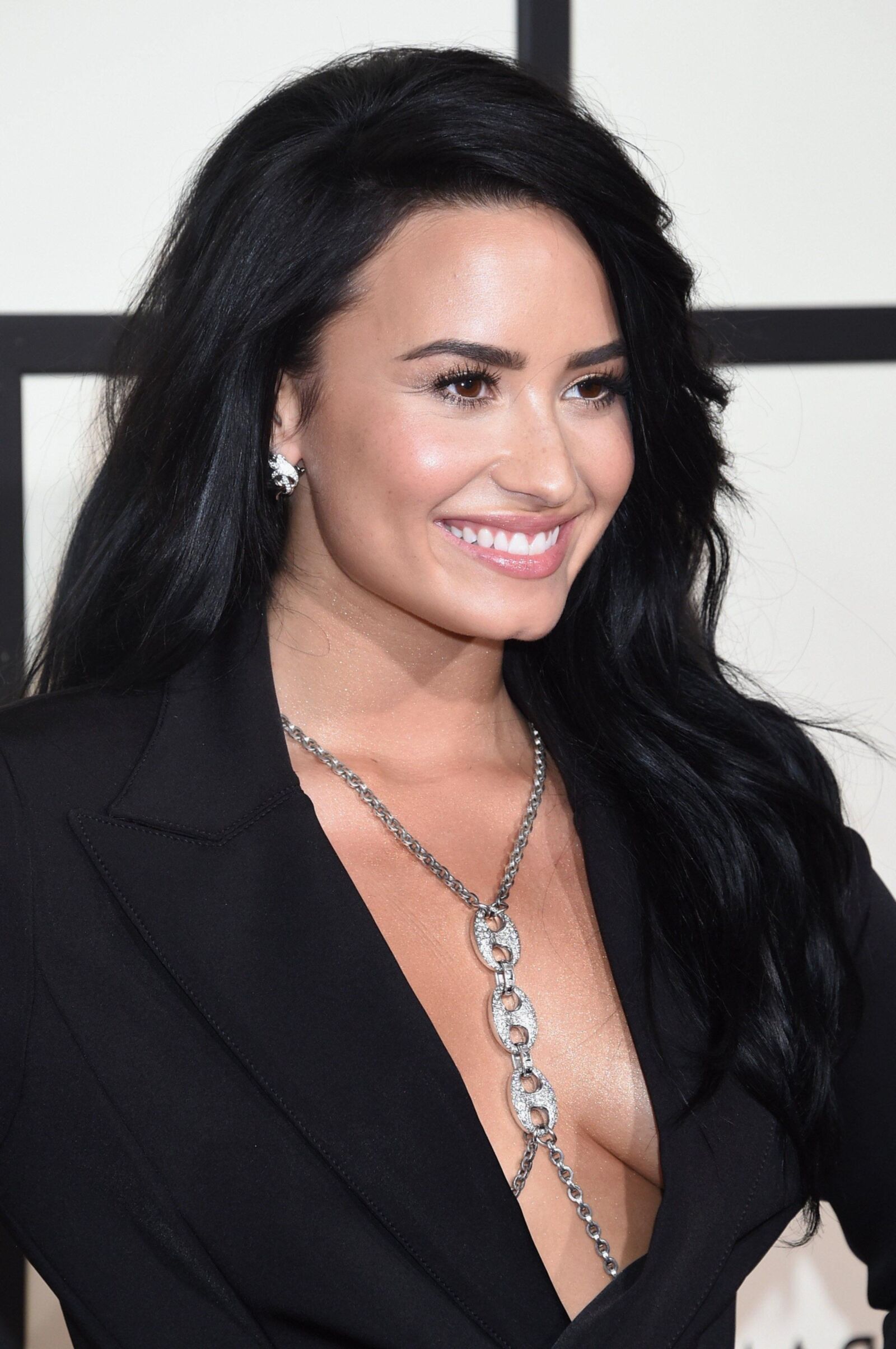 Demi Lovato – Grammy Awards