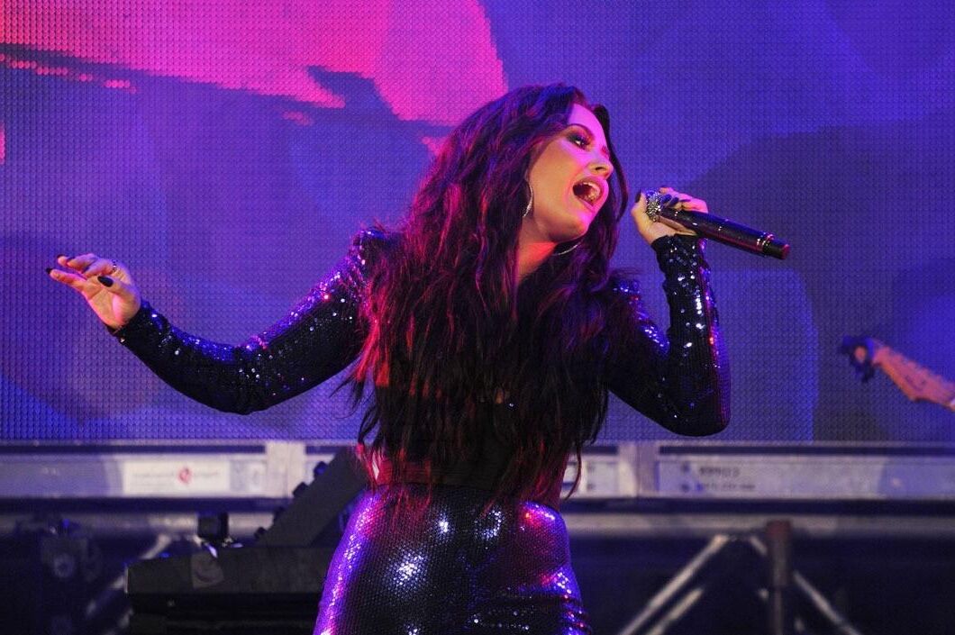 Demi Lovato performing at Fontainebleau Poolside New Years