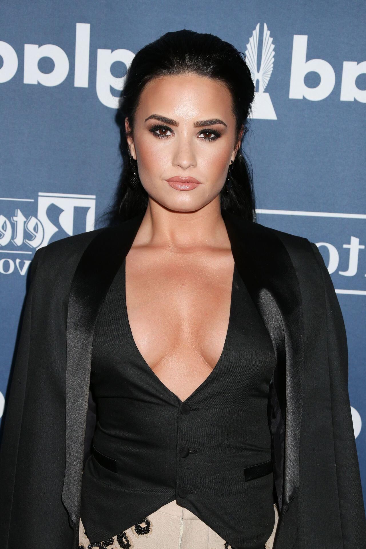 Demi Lovato – GLAAD Media Awards 