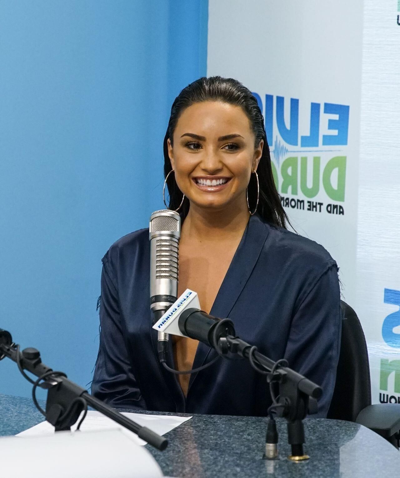 Demi Lovato - Elvis Duran Z Morning Show