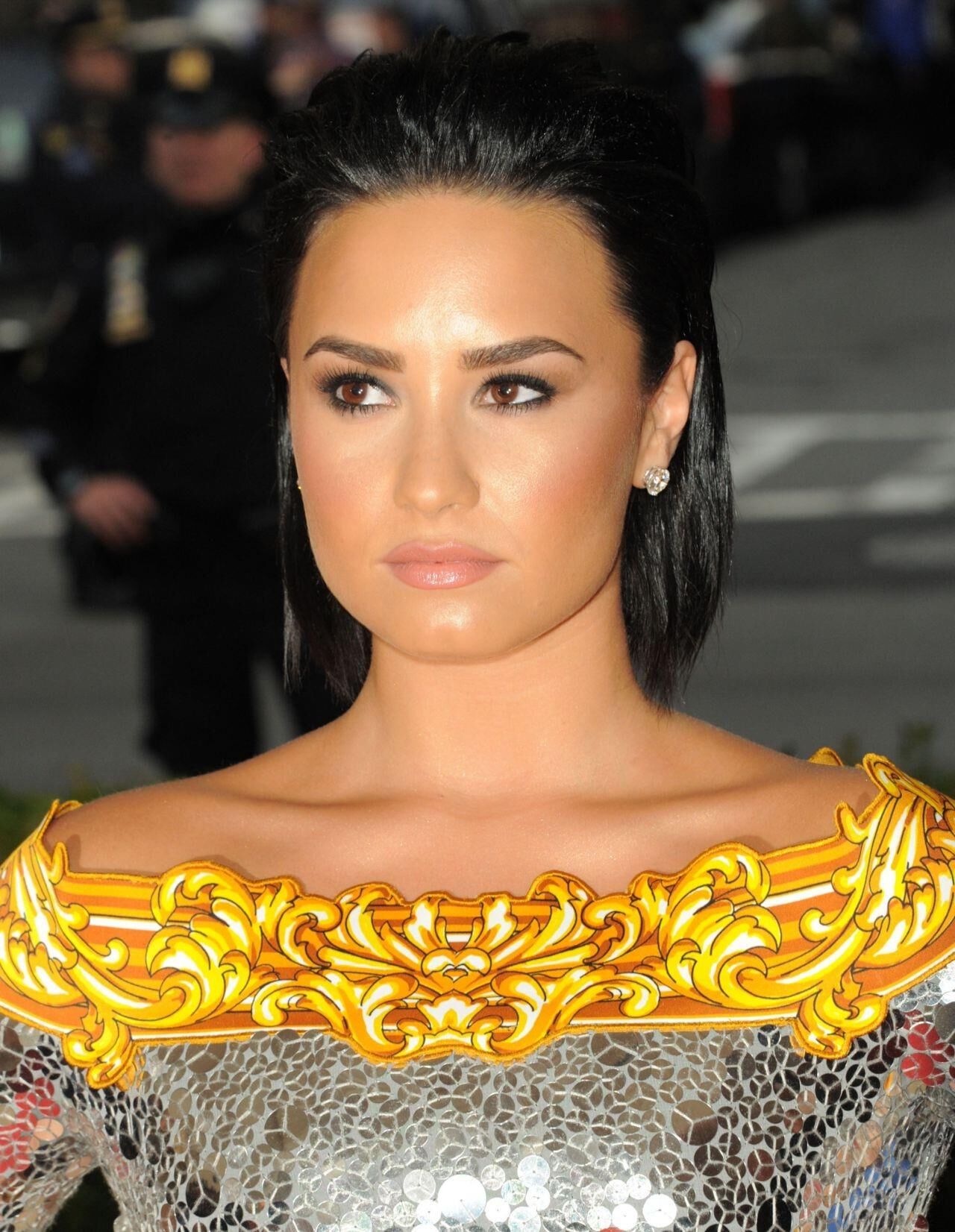 Demi Lovato –prep/ Met Costume Institute Gala 