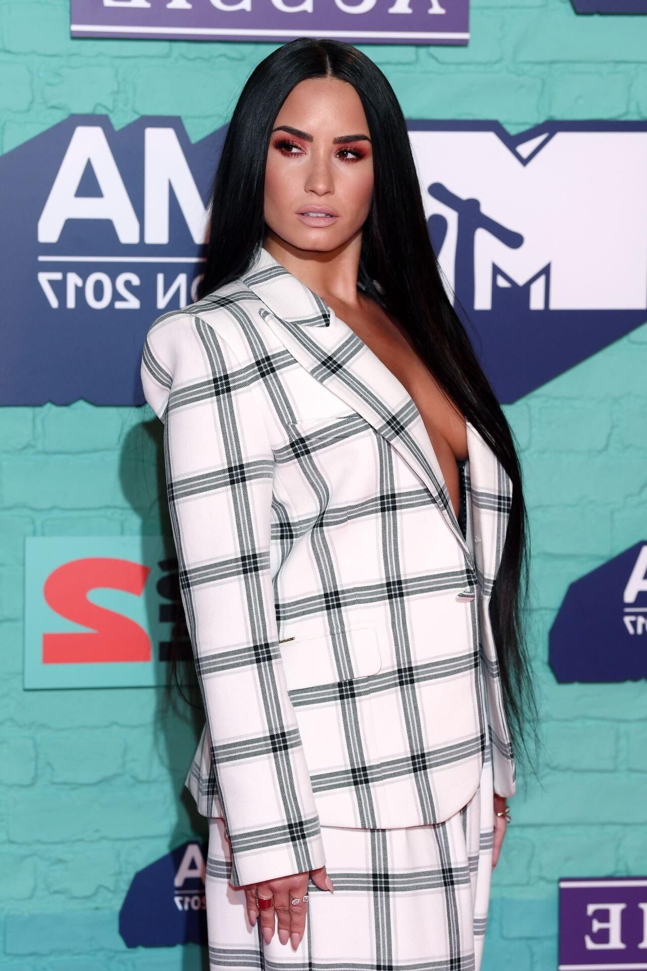 Demi Lovato – MTV Europe Music Awards