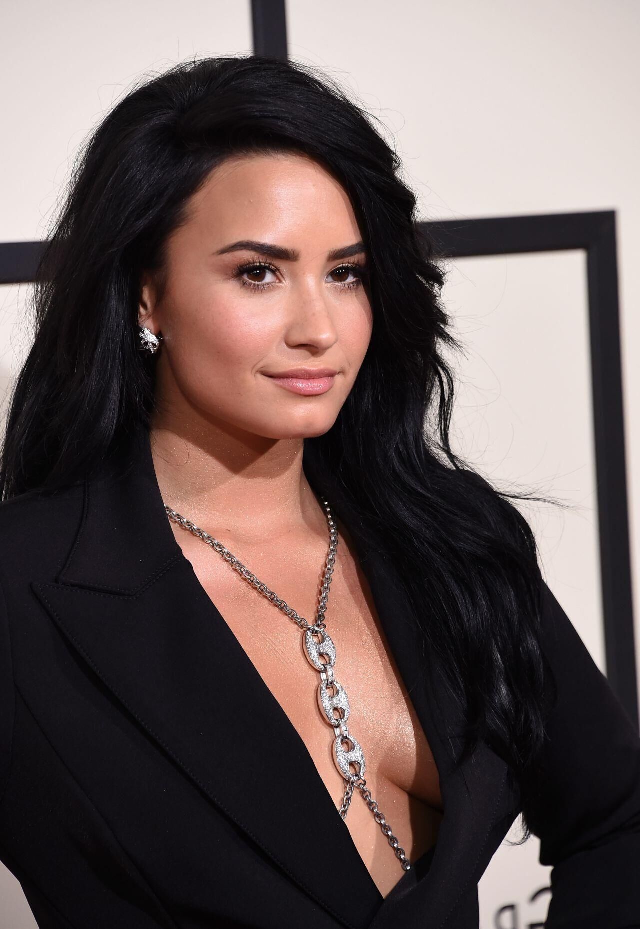 Demi Lovato – Grammy Awards