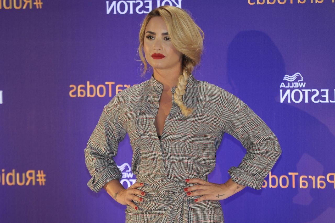 Demi Lovato – ‘Koleston Astonishing Blonde