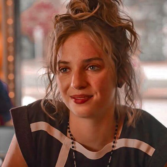 Maya Hawke Lover