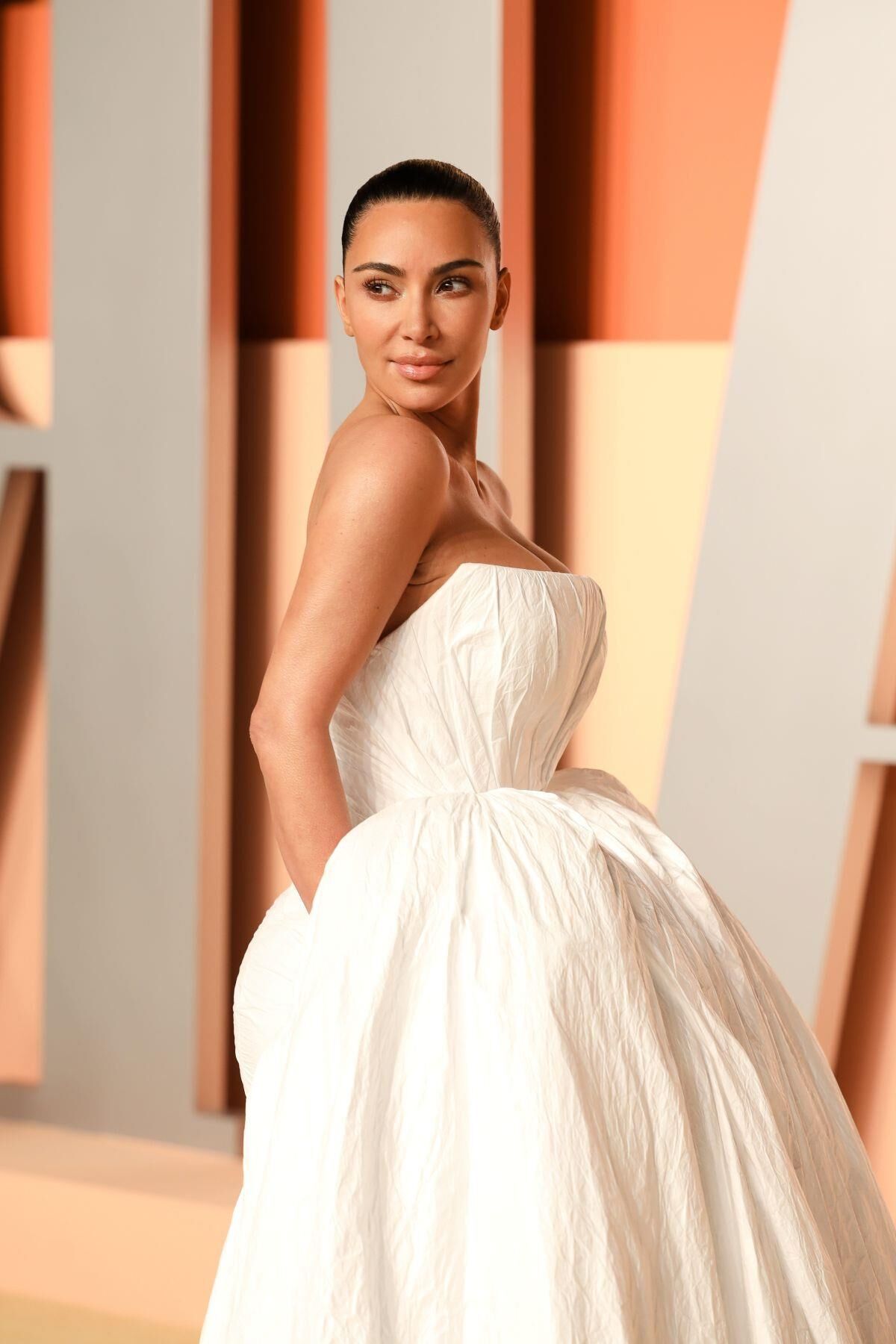 Kim Kardashian na Vanity Fair Oscar Party