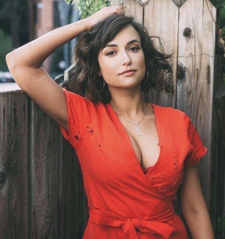 KO Milana Vayntrub