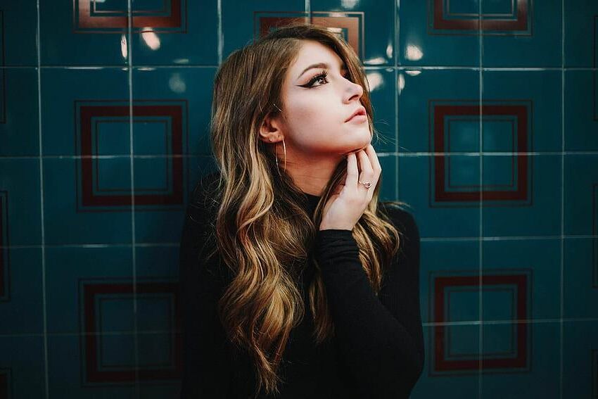 Chrissy Costanza