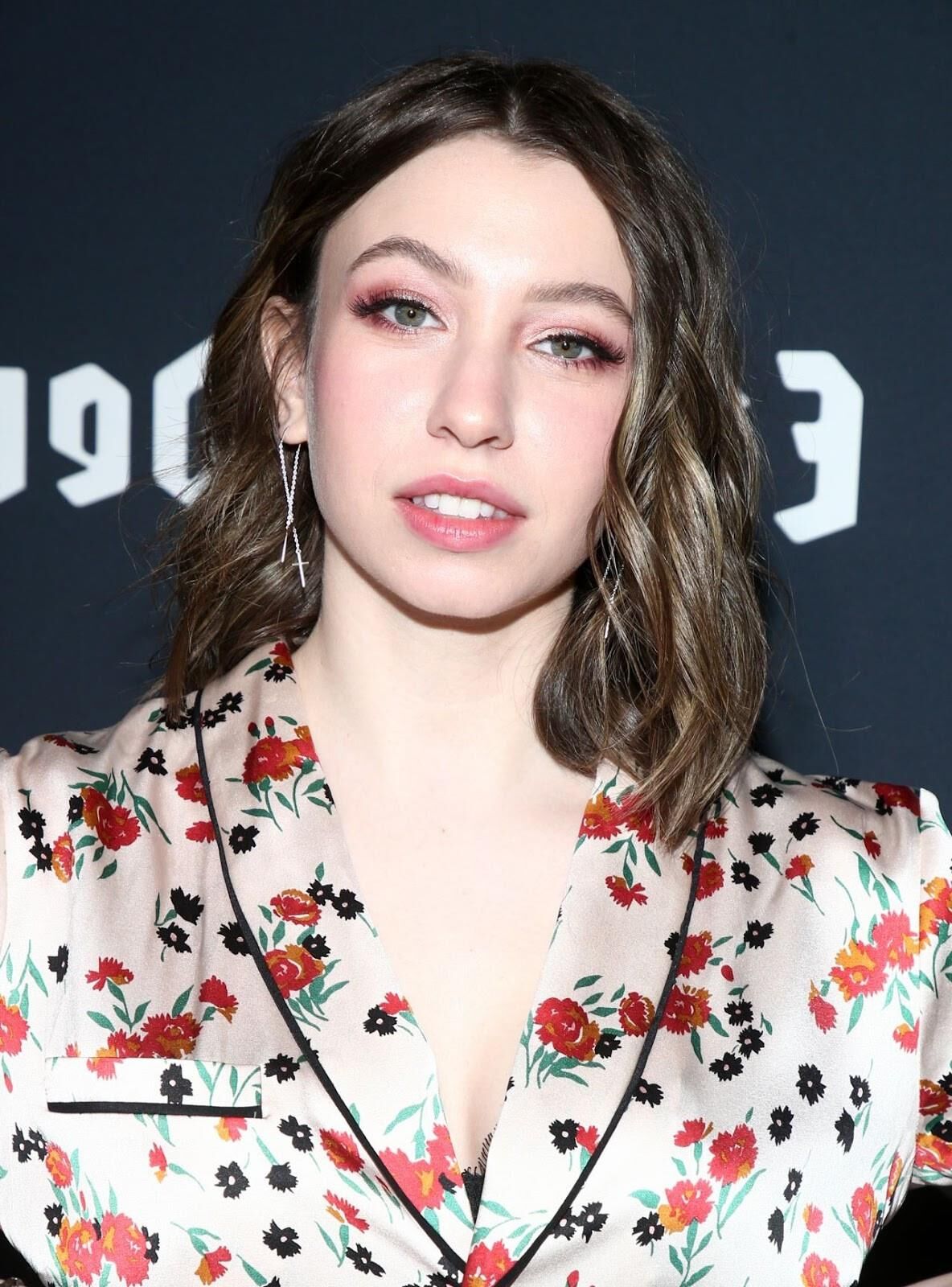 Katelyn Nacon Lover