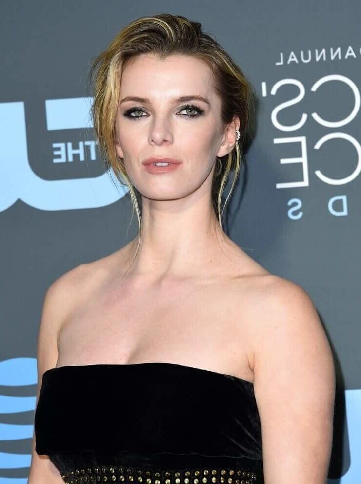 Betty Gilpin