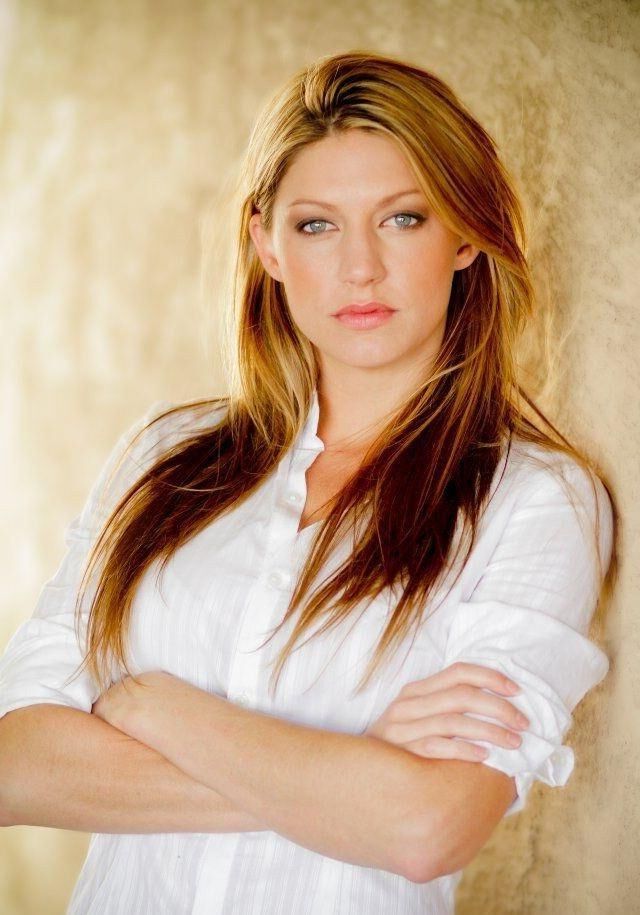 Jes Macallan