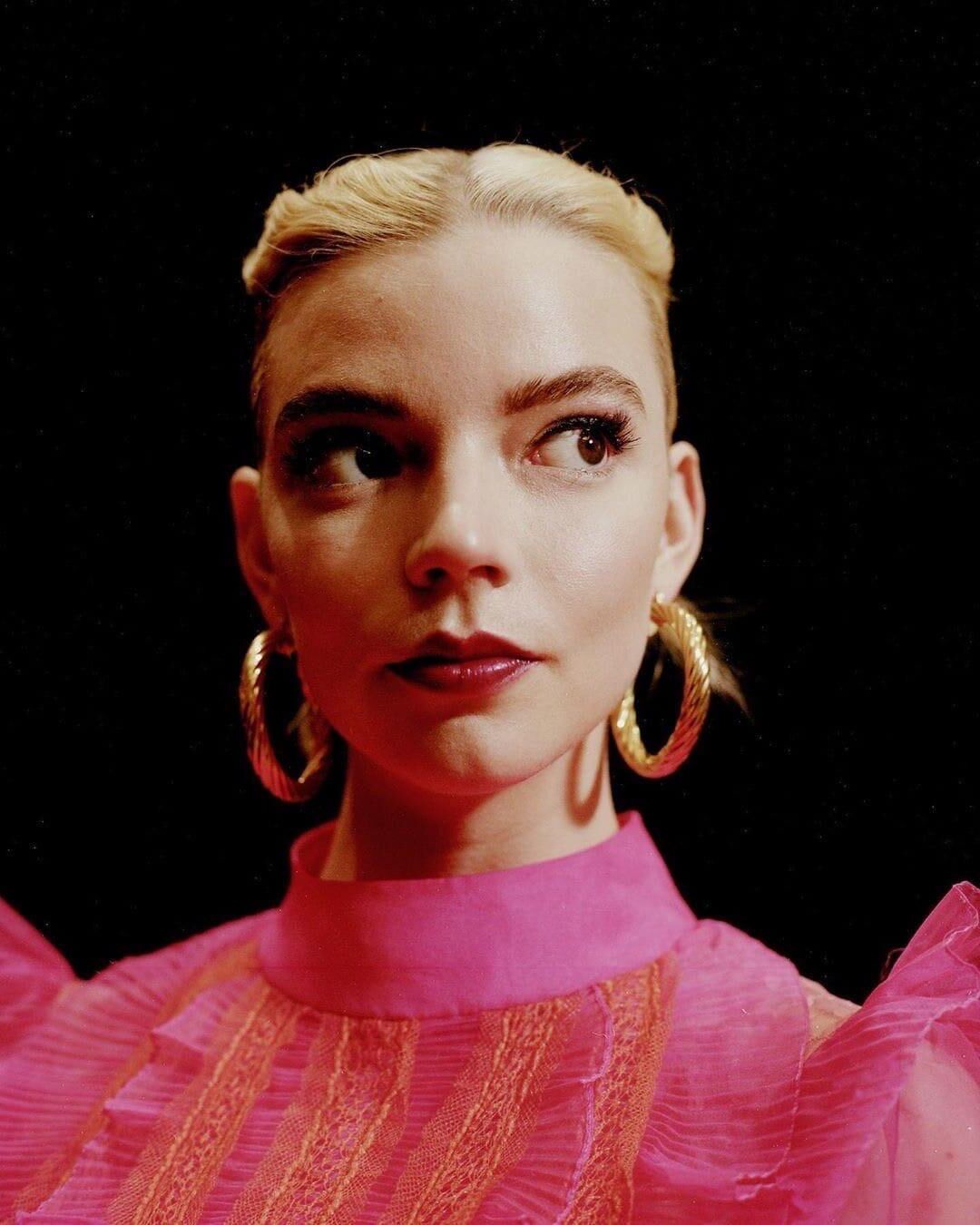 Anya Taylor Joy Pink