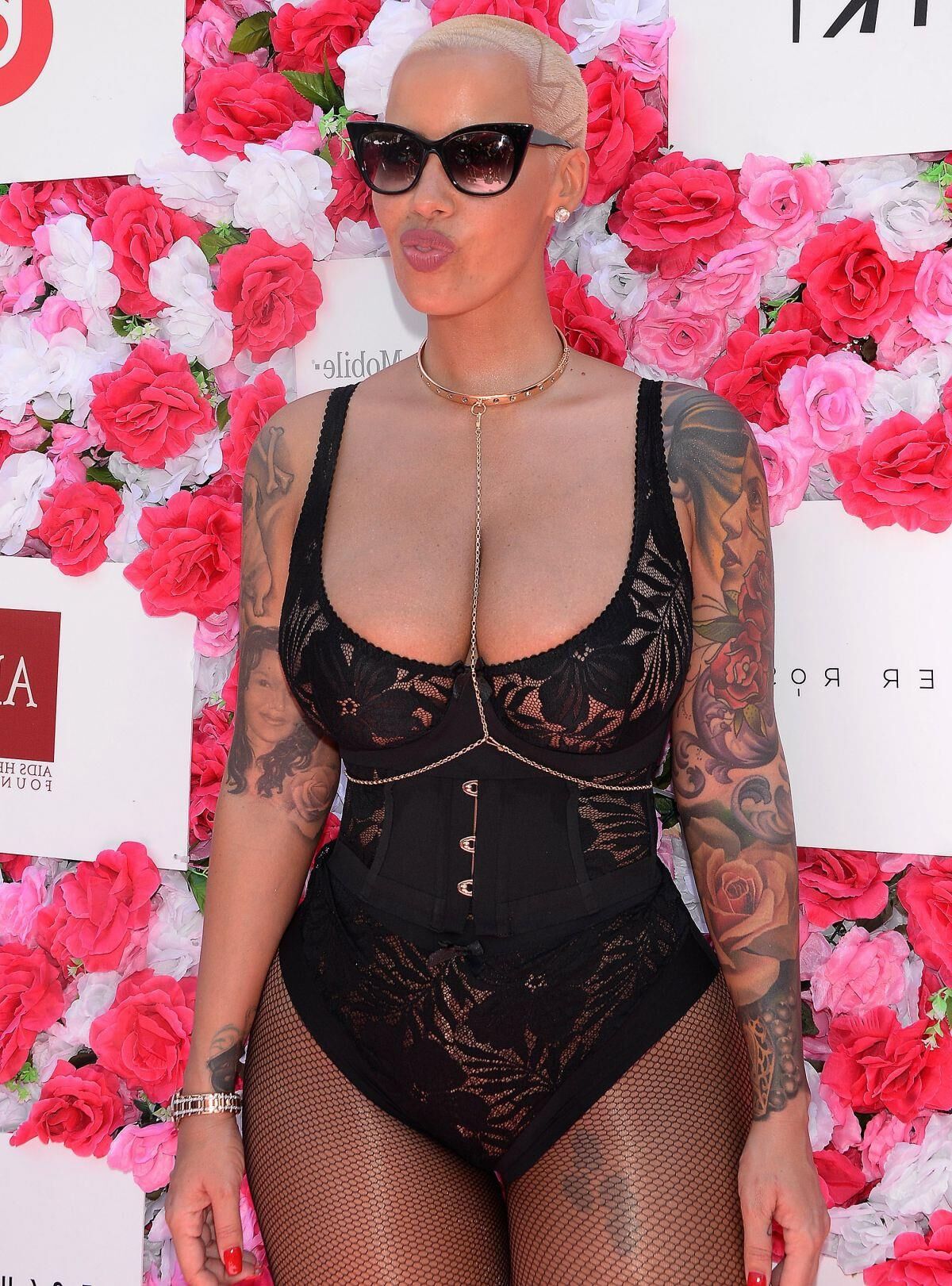 Amber Rose no VIP Check -in para Slutwalk em Los Angeles