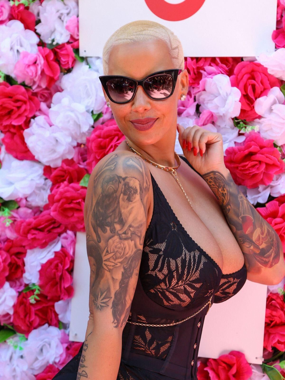 Amber Rose no VIP Check -in para Slutwalk em Los Angeles