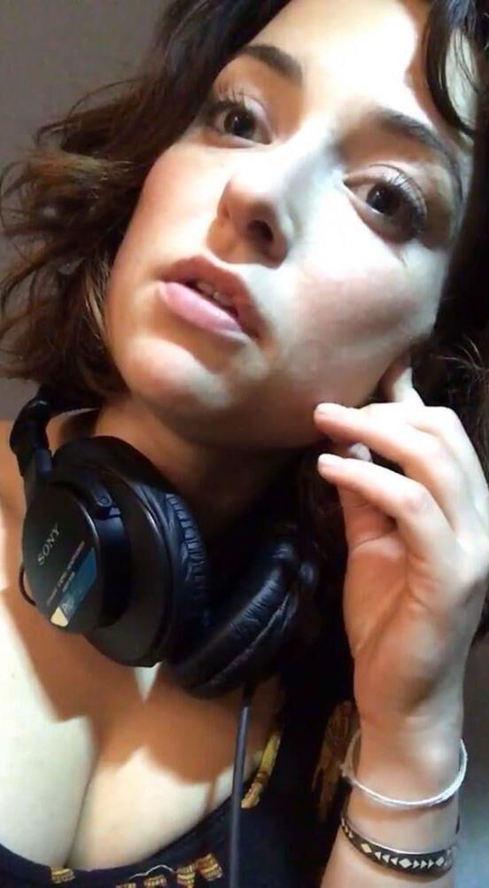 Milana Vayntrub Part de déesse