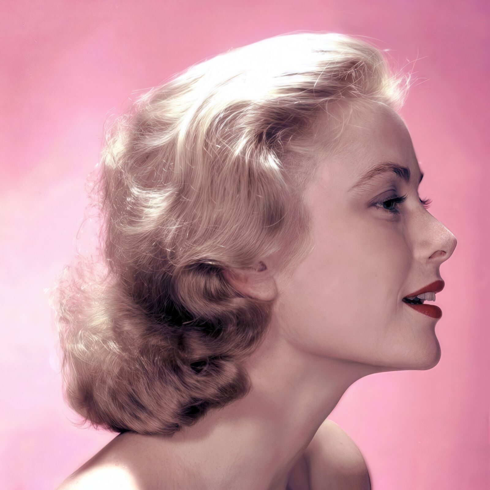 Le visage de Grace Kelly dans l'hyper résolution II