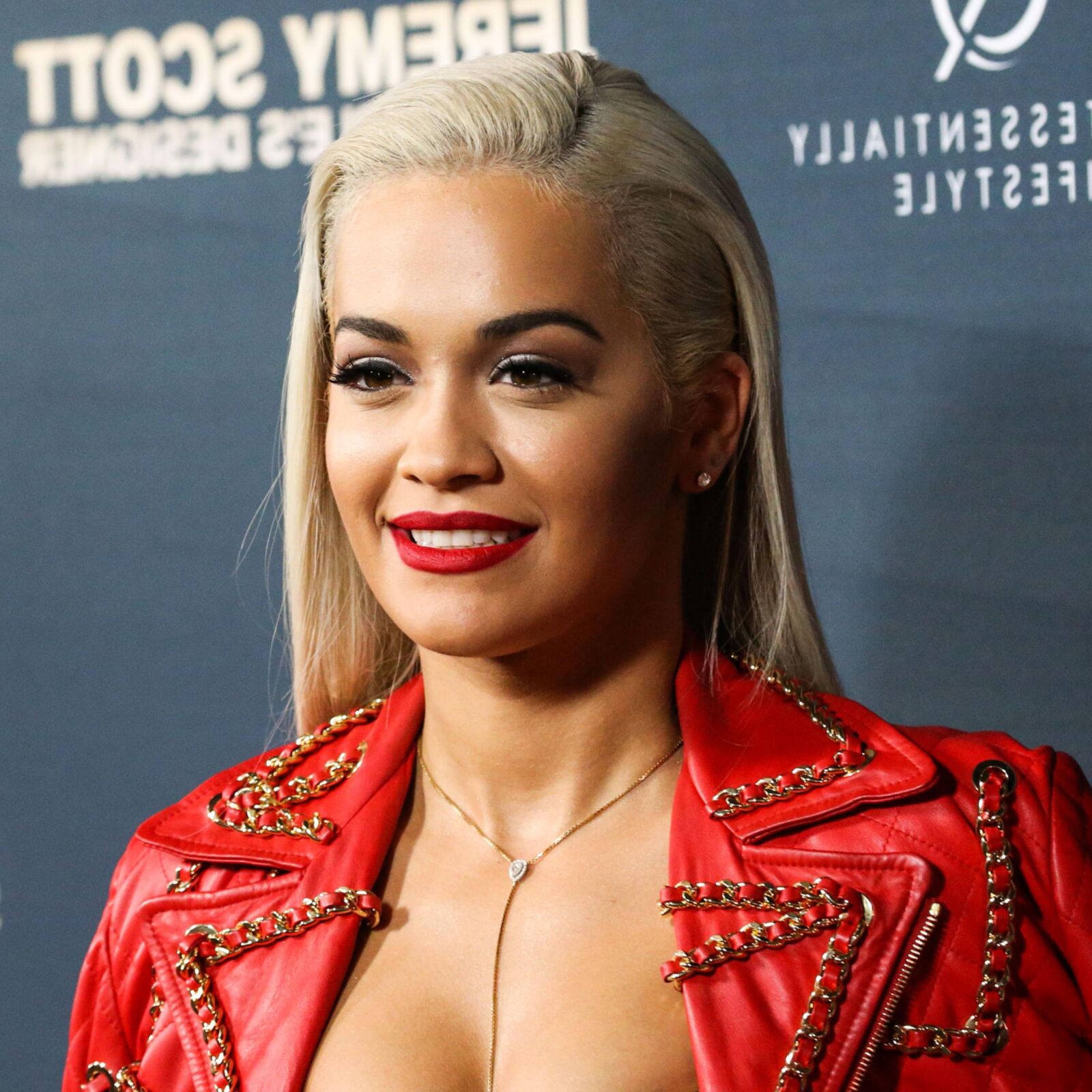 Rita Ora Jeremy Scott: la première designer du peuple