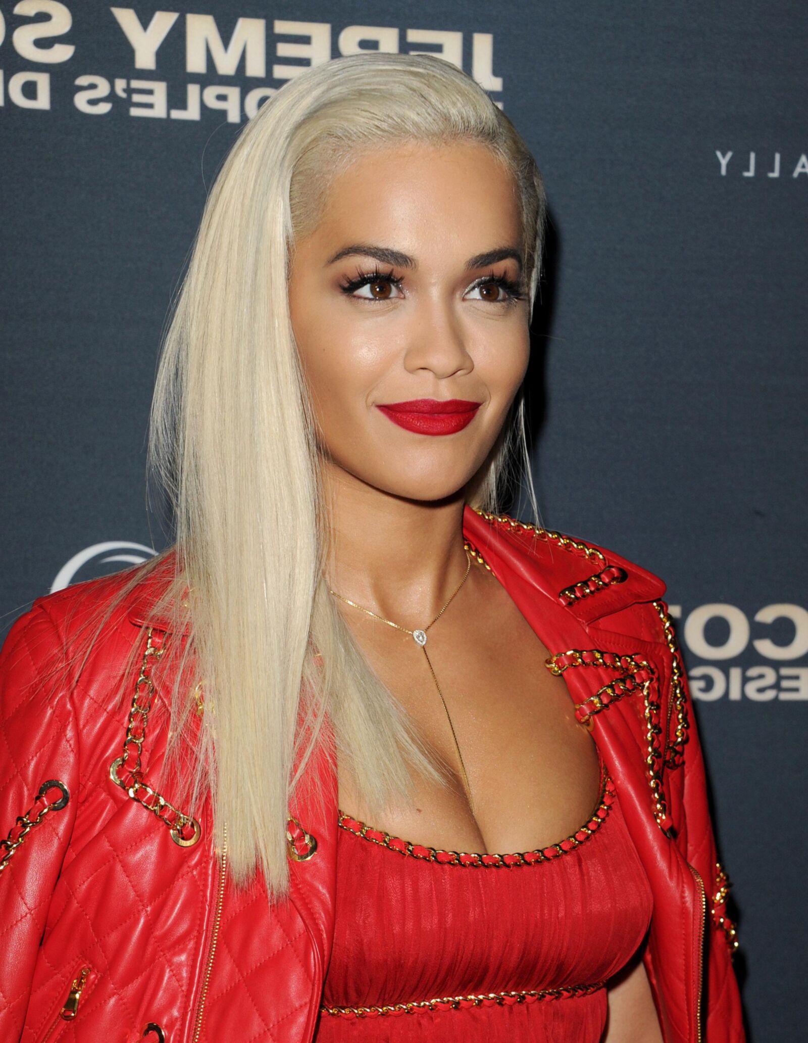 Rita Ora Jeremy Scott: la première designer du peuple