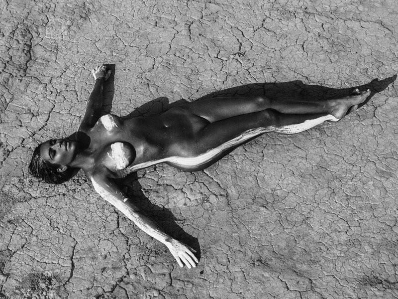 KIM KARDASHIAN – NAKED PHOTOSHOOT BY KESLER TRAN