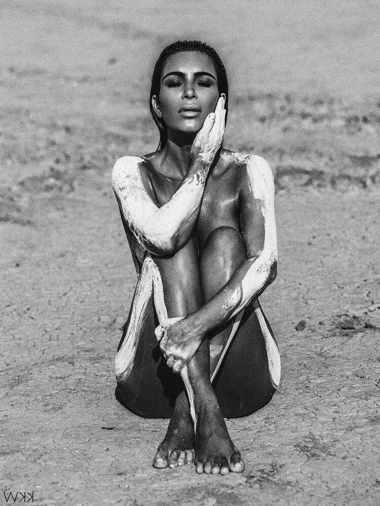 KIM KARDASHIAN – NAKED PHOTOSHOOT BY KESLER TRAN