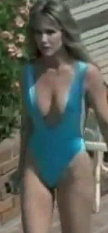 Tanya Roberts Body Slam #