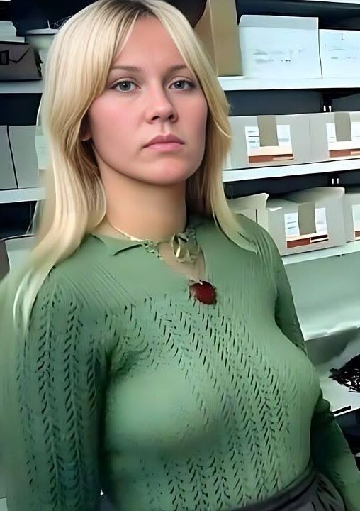 Celebridades del día (..)