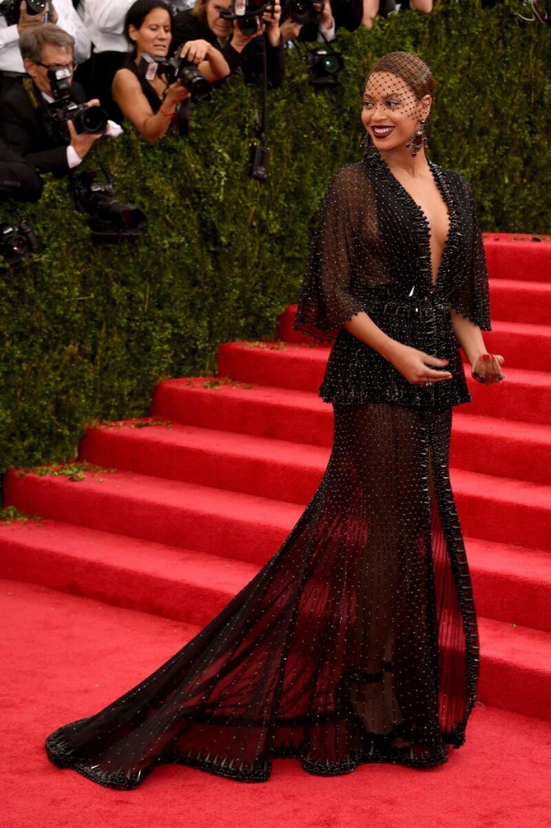Beyonce Knowles portant Givenchy Couture - Met