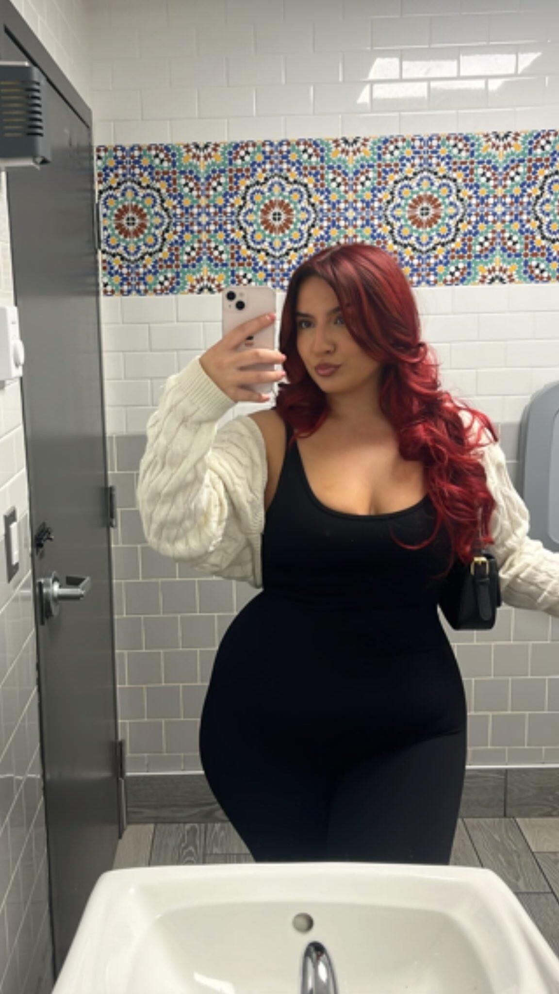 Beatriz Big Ass Curvy Beauty Instagramブルネットの女の子ミックスショット