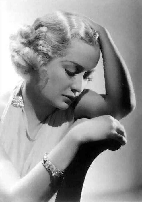 Celebras impecables Miriam Hopkins