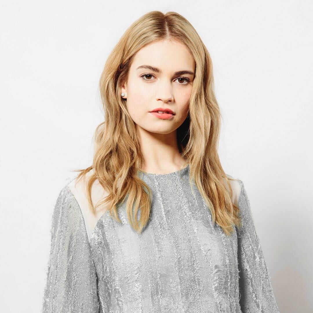Lily James está caliente