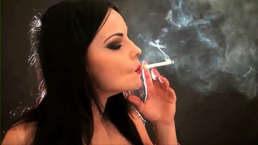 Abbie Cat Smoking Marlboro