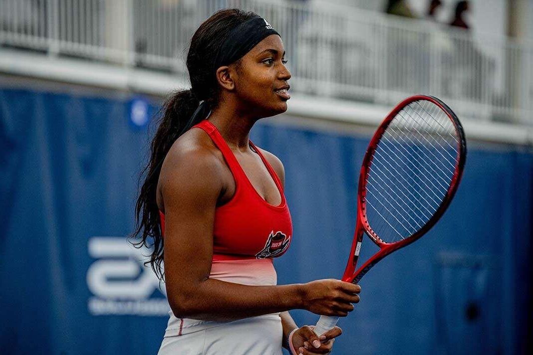 Temps amusant, tennis sexy