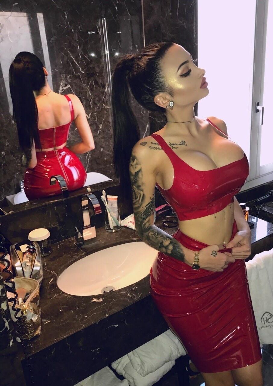 Women in Latex or Leather 